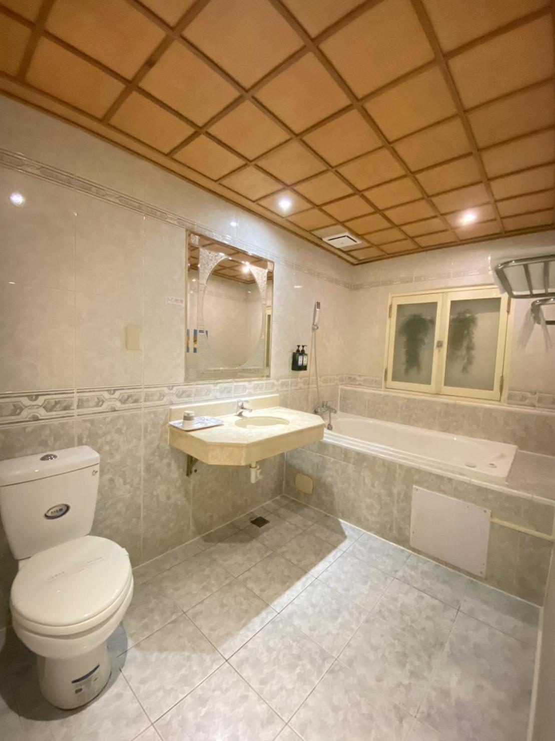 I Live Motel Kaohsiung Zewnętrze zdjęcie